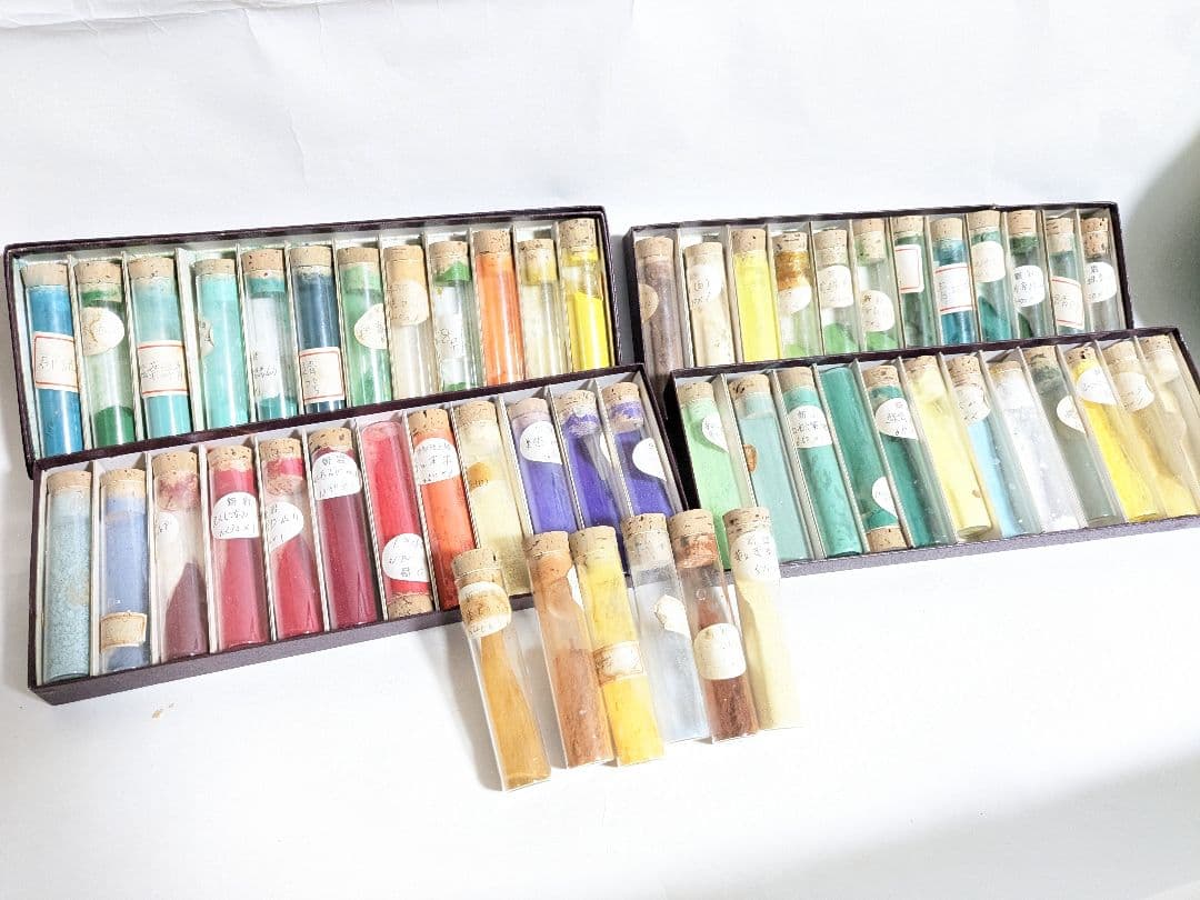 日本画 岩絵具 水干絵具 その他 大量放出(約450点)