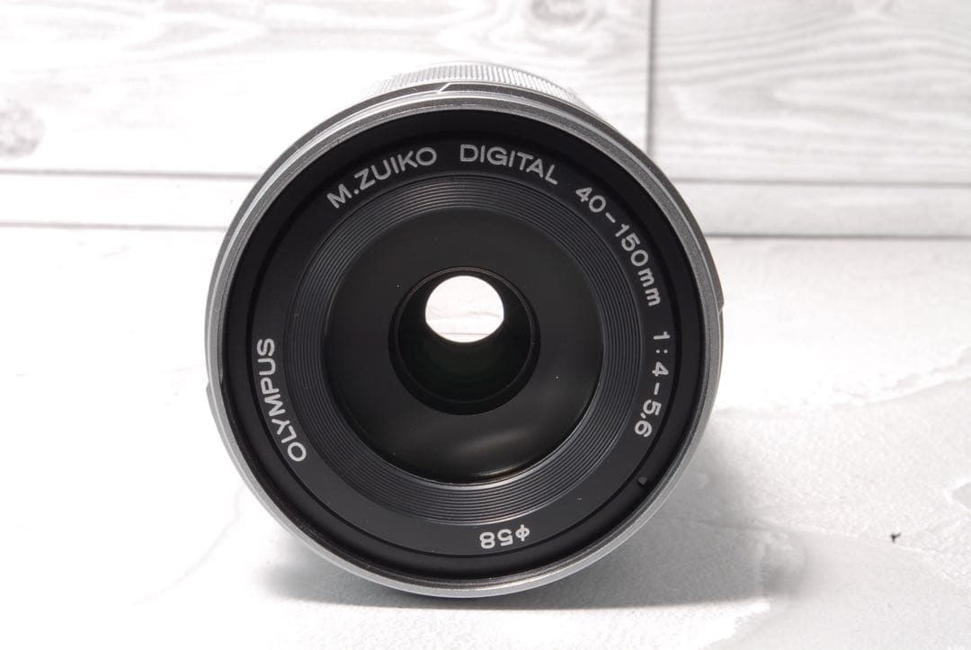 オリンパス PEN E-PL10 ダブルズームキット Wi-Fi対応機種 美品❣️