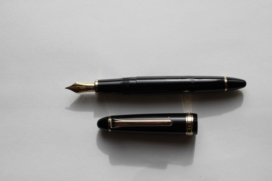 SAILOR 万年筆　PROFIT　H-B　ペン先 21K カートリッジ付属