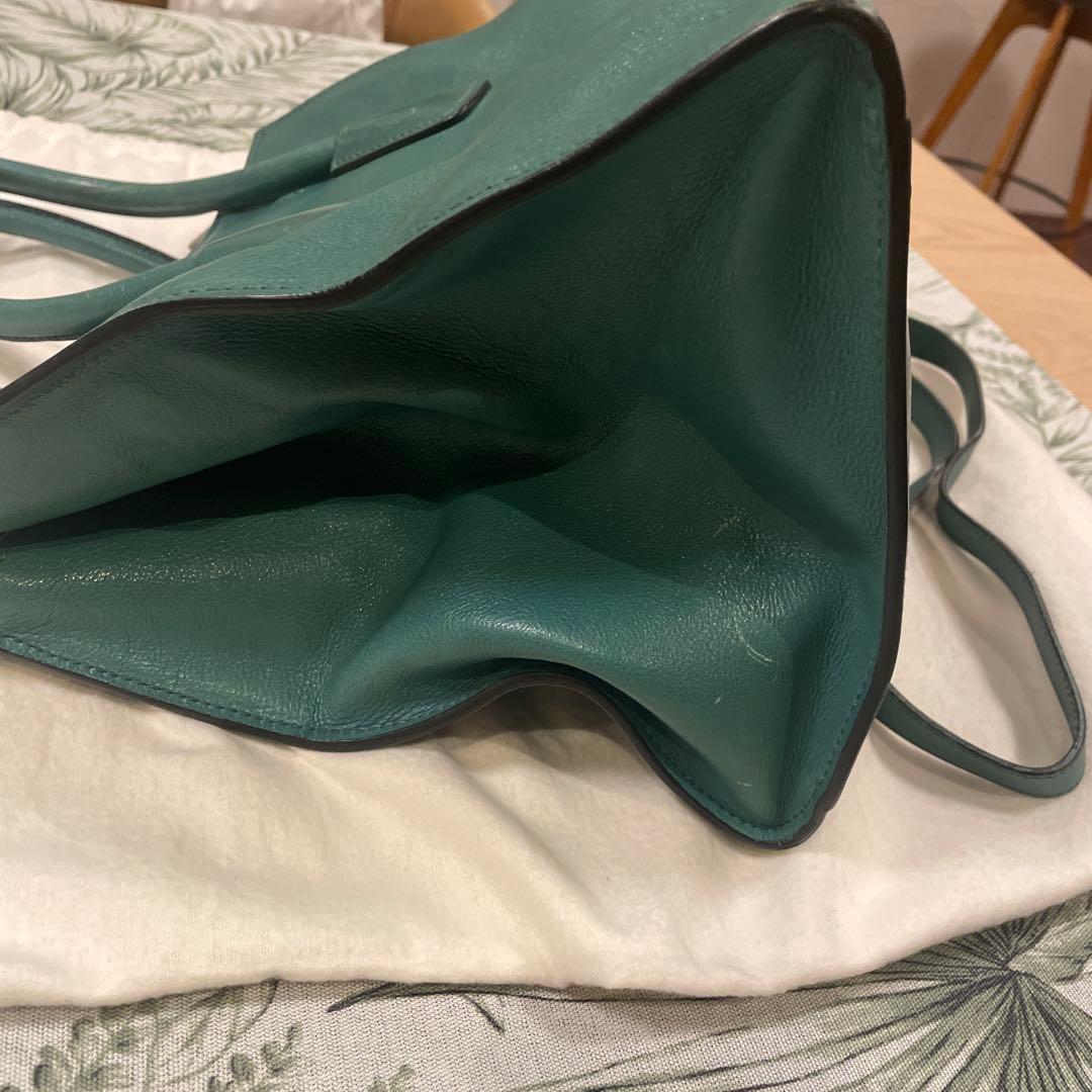 PRADA ハンドバッグ　グリーン　ショルダーストラップ付き