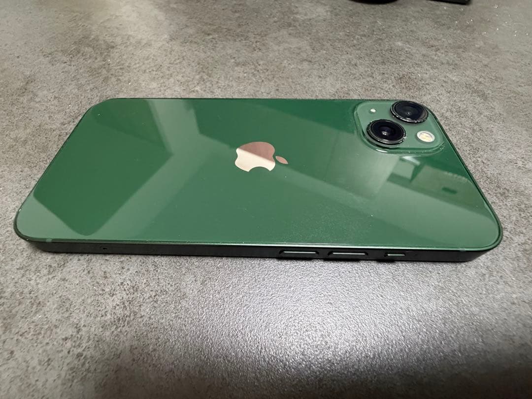 【丁寧梱包】【即日発送】Apple iPhone 13 グリーン