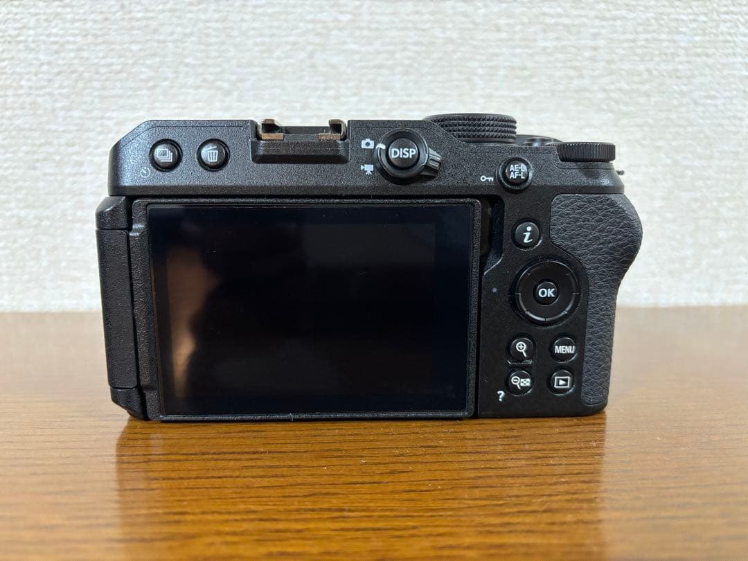【※最終値下げ】【美品】NikonZ30 DX16-50 レンズキット