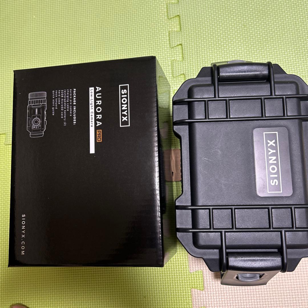 ビデオカメラ AURORA PRO