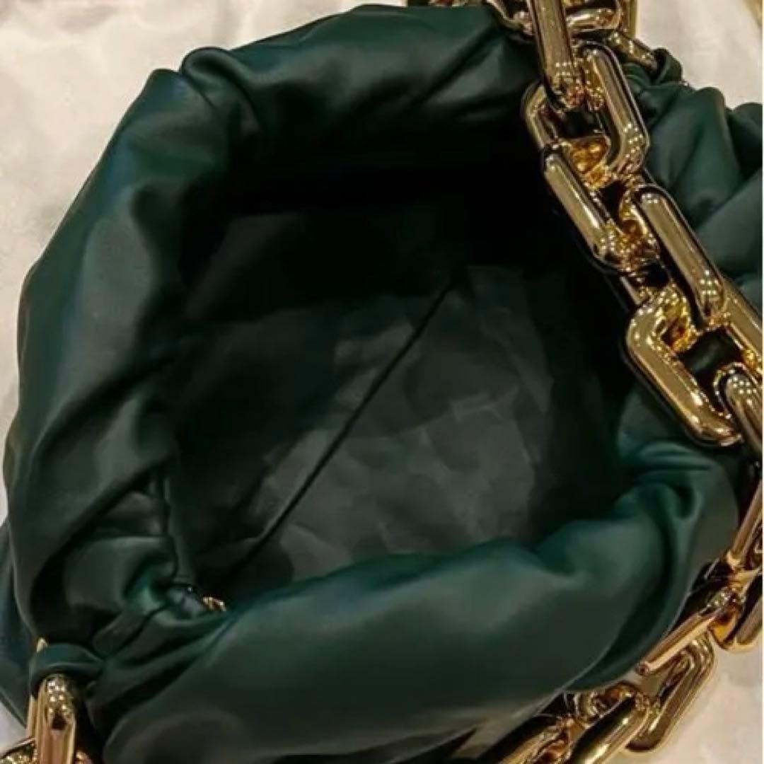 BOTTEGA VENETA チェーンショルダーバッグ　ザチェーンポーチ