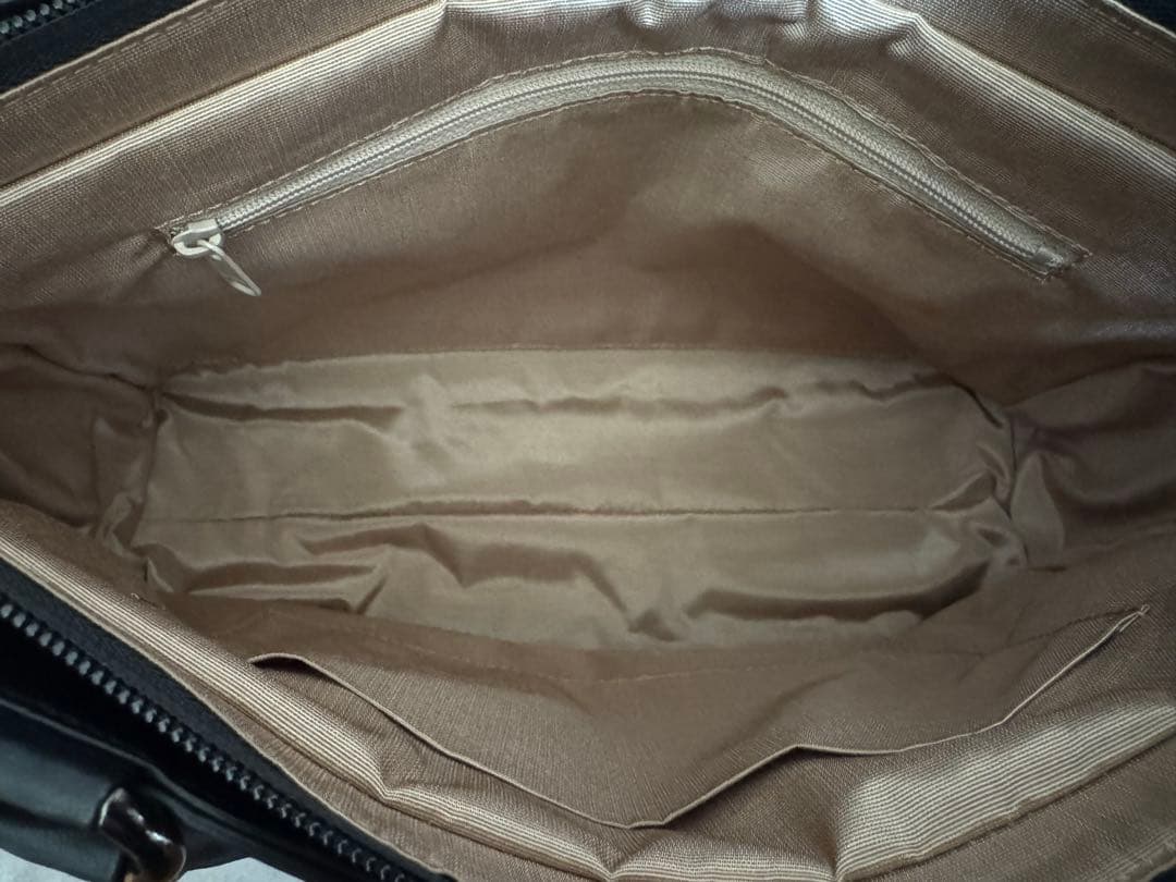 印伝　手提げ　ハンドバッグ　黒地　白漆　とんぼ　印傳屋