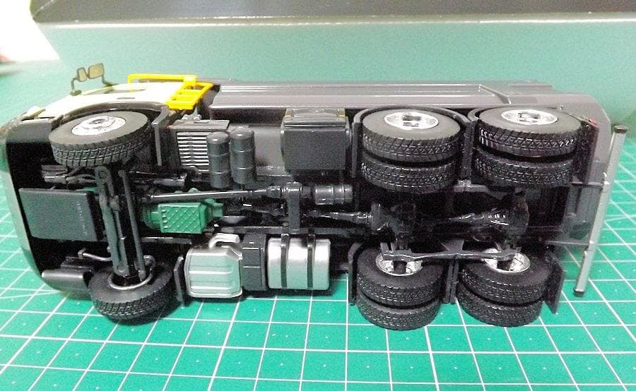 【新品】VOLVO FMX 6×4　Tipper トラック 1/50 スケール