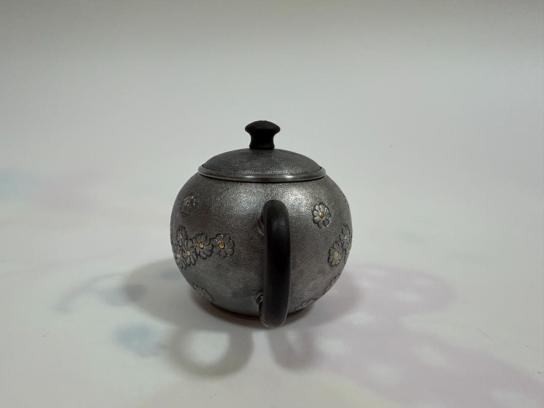 純銀製 菊文様 唐木手 急須 銀瓶 煎茶道具