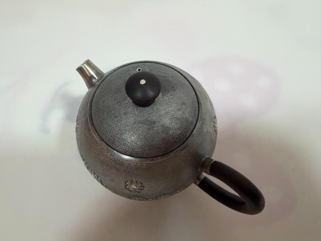 純銀製 菊文様 唐木手 急須 銀瓶 煎茶道具