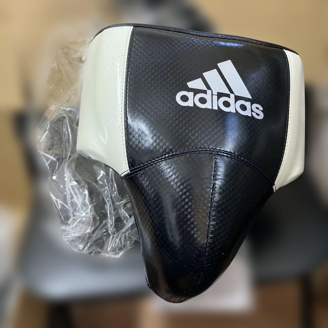 adidas　ボクシング　ファールプロテクター　XS/S　格闘技　値下げ‼️