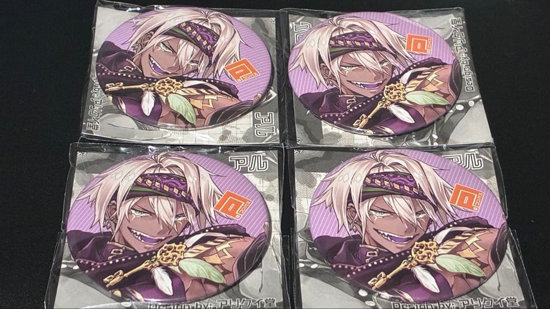 #コンパス 非売品缶バッジ アル