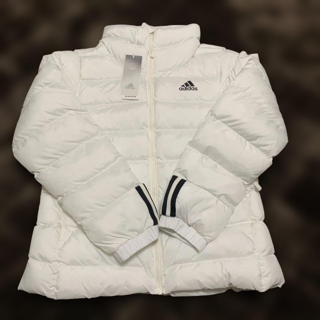 adidas ホワイト 中綿ジャケット