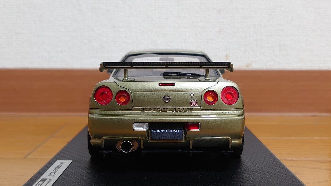 1/18 イグニッションモデル スカイライン GT-R bnr34 r34