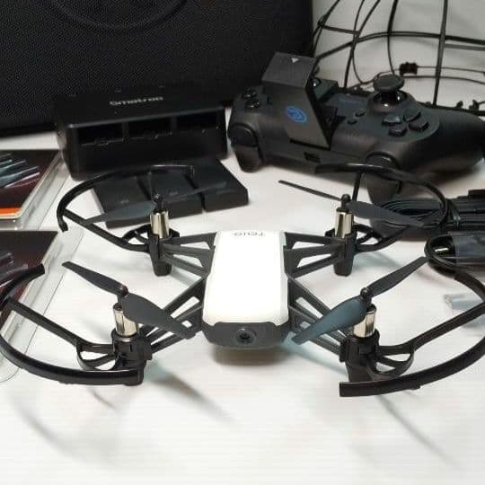ドローン Tello 送信機 フルセット（VRゴーグル付き）