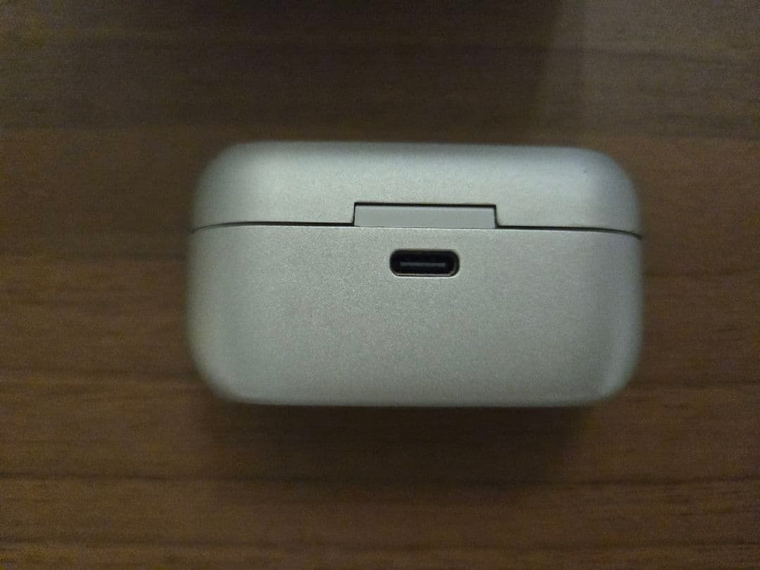 ワイヤレスイヤホン　Technics EAH-AZ80 シルバー