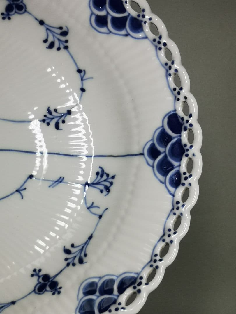 Antiq.RC ブルーフルーテッド　フルレース　オーバルディッシュ