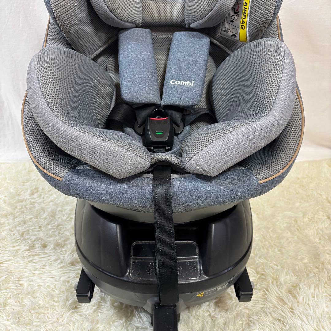 極美品　コンビ　クルムーヴスマート　シンプライト　ISOFIX チャイルドシート