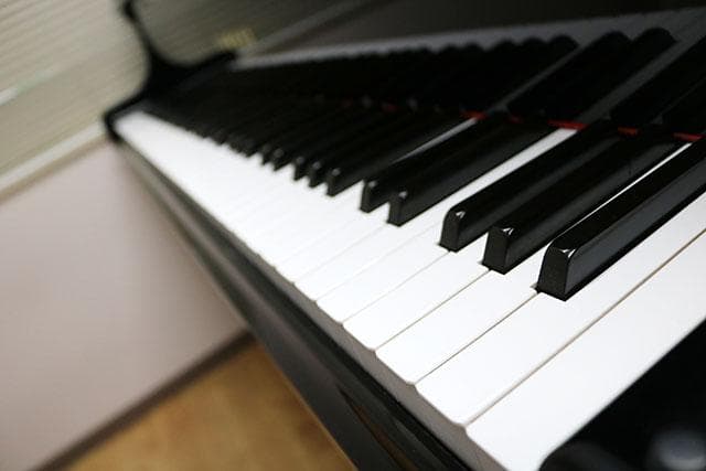 グランドピアノ【 ヤマハ G5E 】販売　新春セール♪