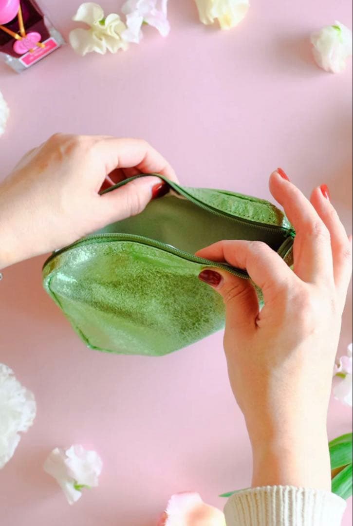 ペチカペンケースPETTICKA本革ラメmememeペンケース　ラメグリーン