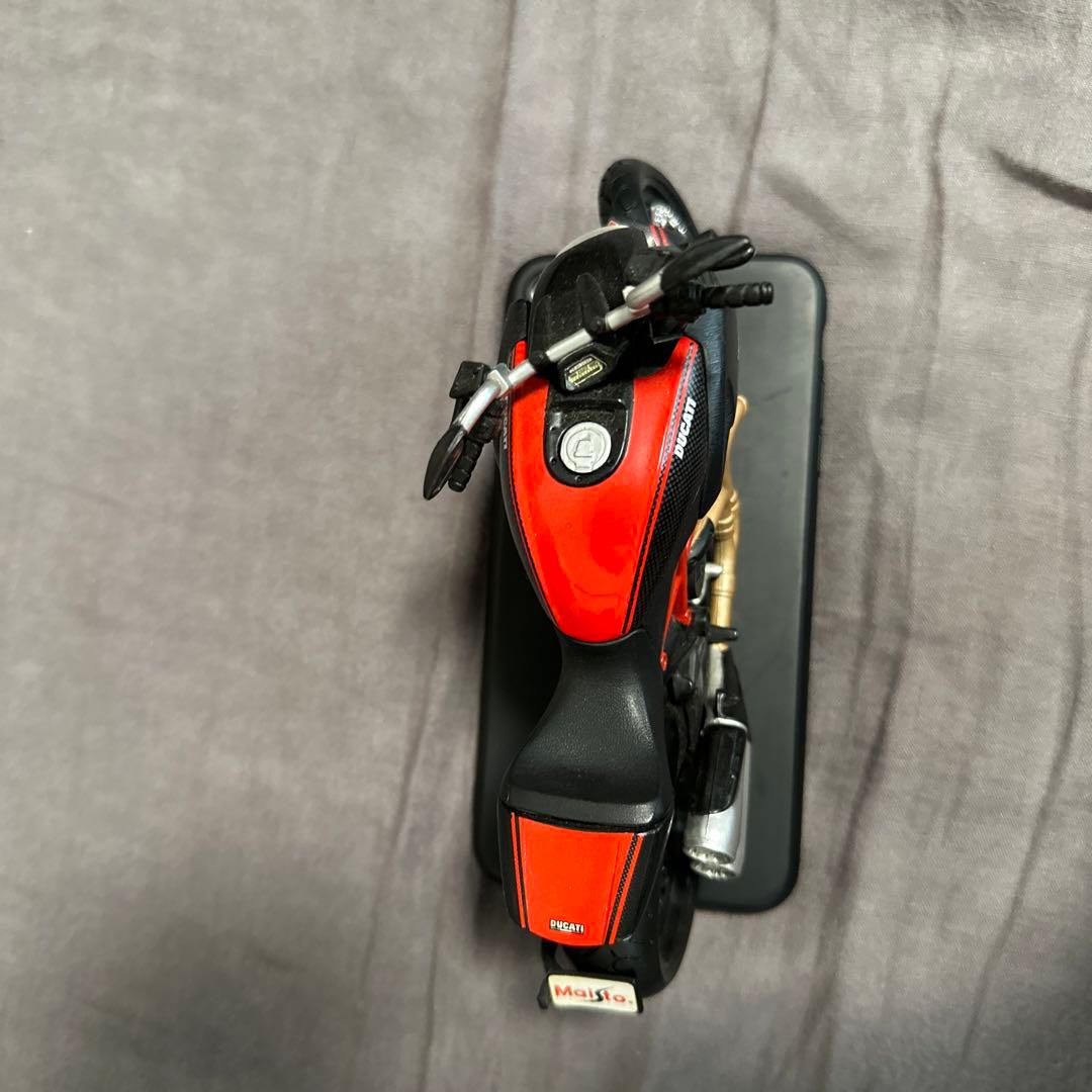 DUCATI モデルバイク