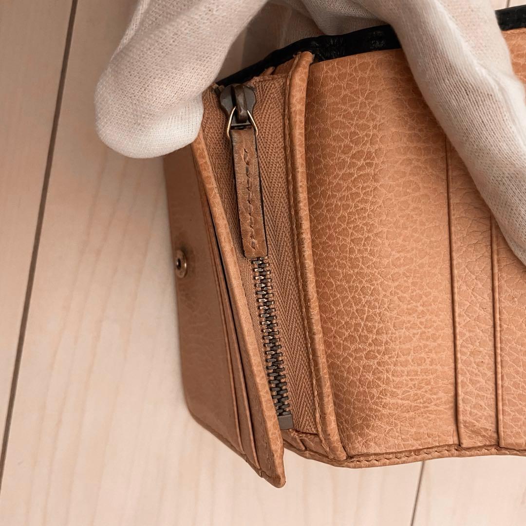 GUCCI 黒 リボンモチーフ 二つ折り財布