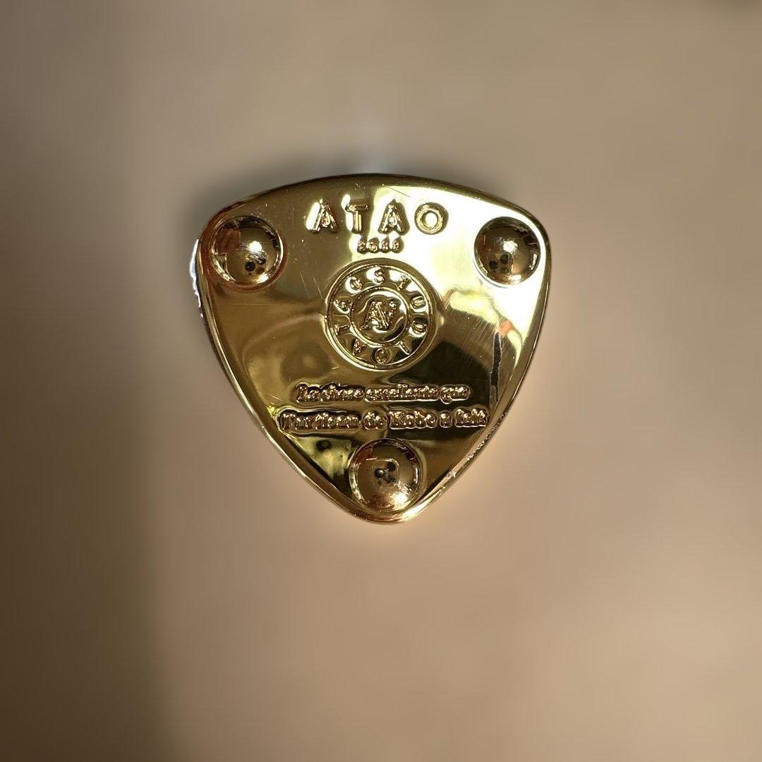 お値下げ美品　ATAO アミュレット お財布ショルダー 3wayパールグレージュ