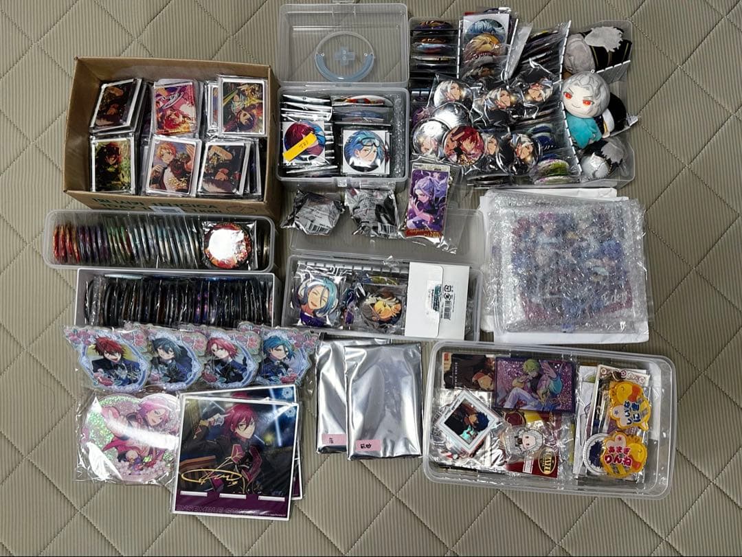 あんさんぶるスターズ まとめ売り アクスタ ぱしゃっつ 缶バッジ 他多数