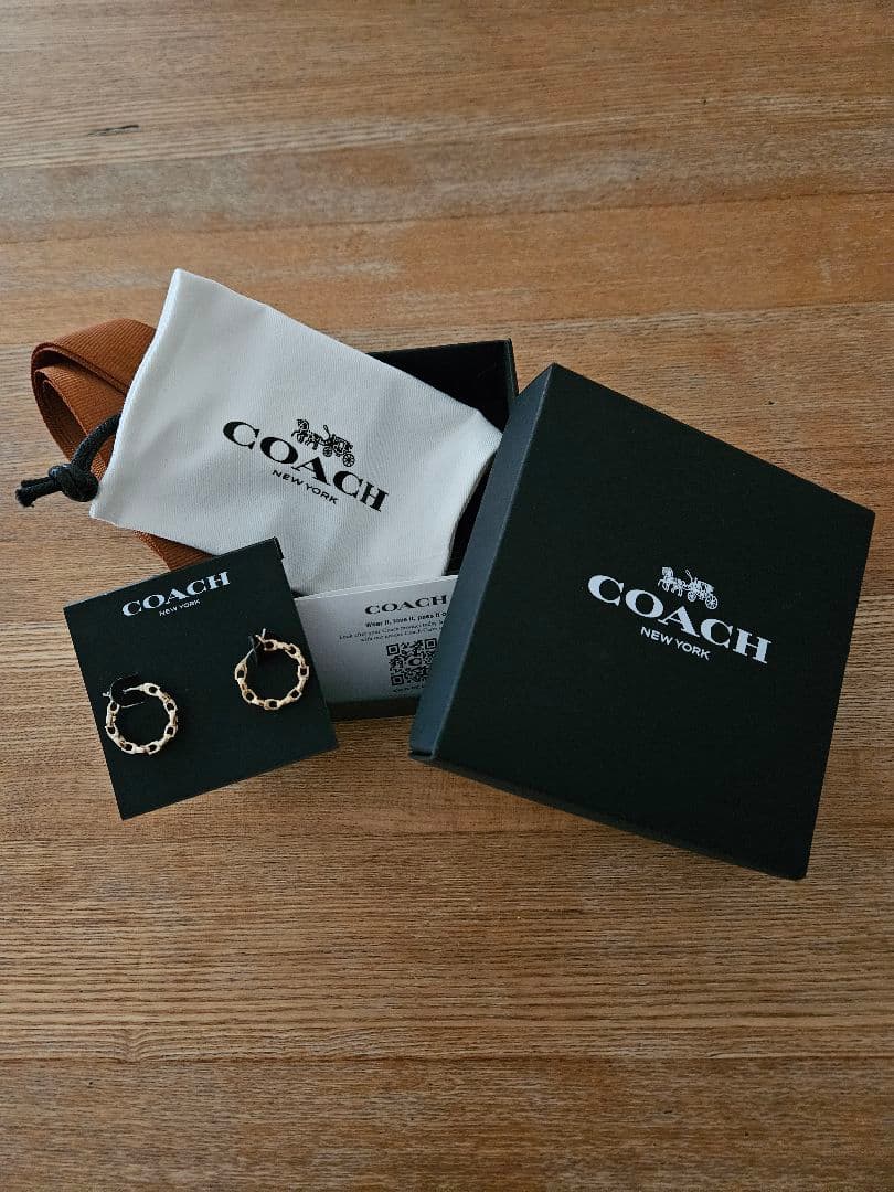 COACH コーチ ピアス シグネチャー