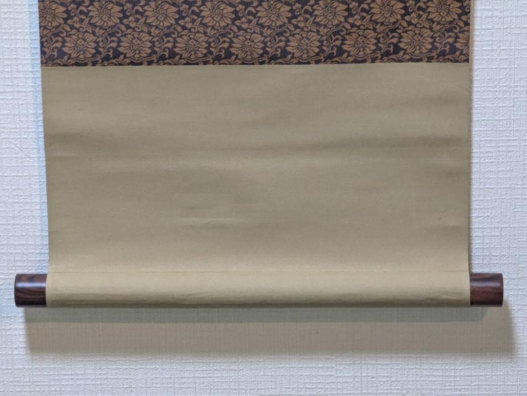 【真作】掛軸　しだれ柳に燕図　花鳥画　柔らかな墨彩の世界　合箱入　S173