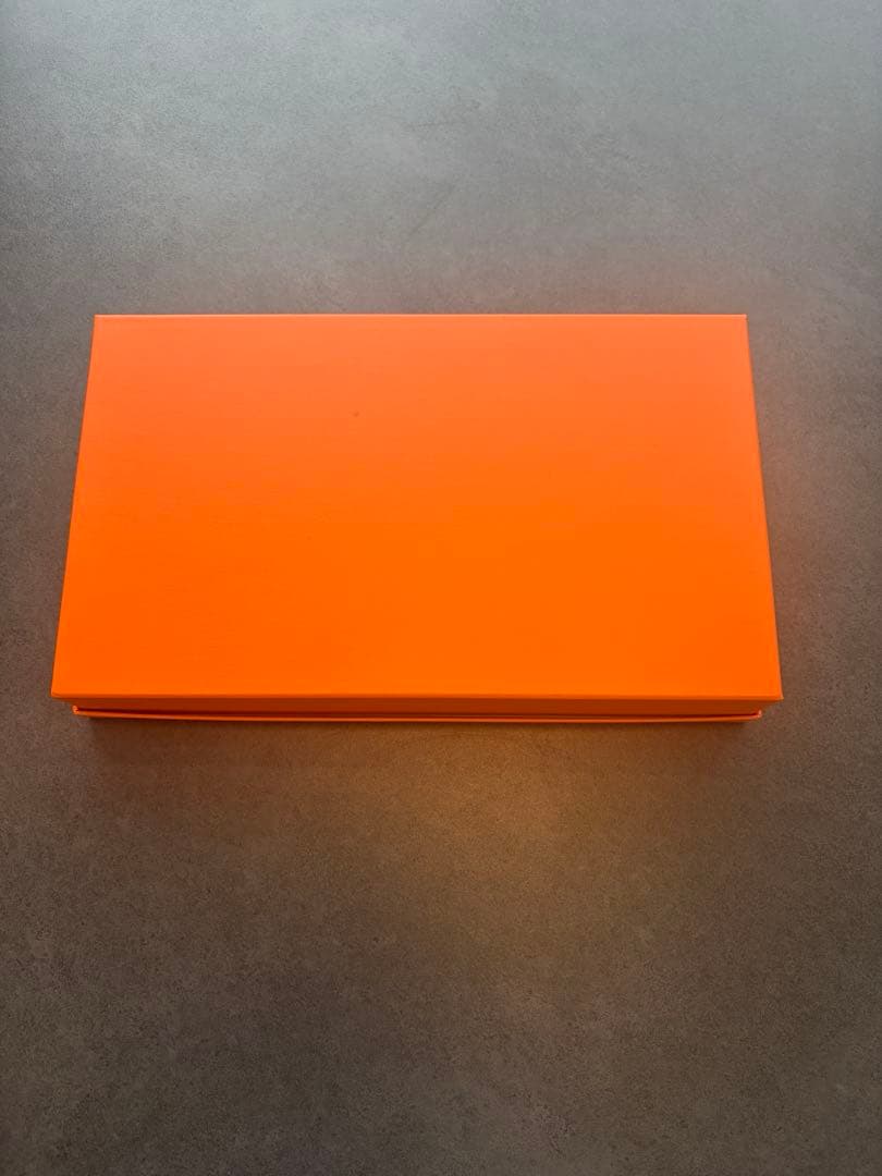 新品未使用　HERMES（エルメス）タオル95x55オレンジ