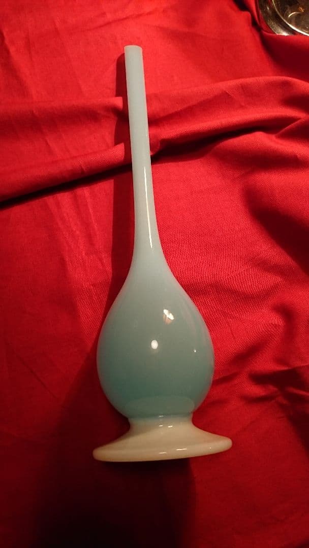 アンティーク オパリン グラス ブルーフラワーベース