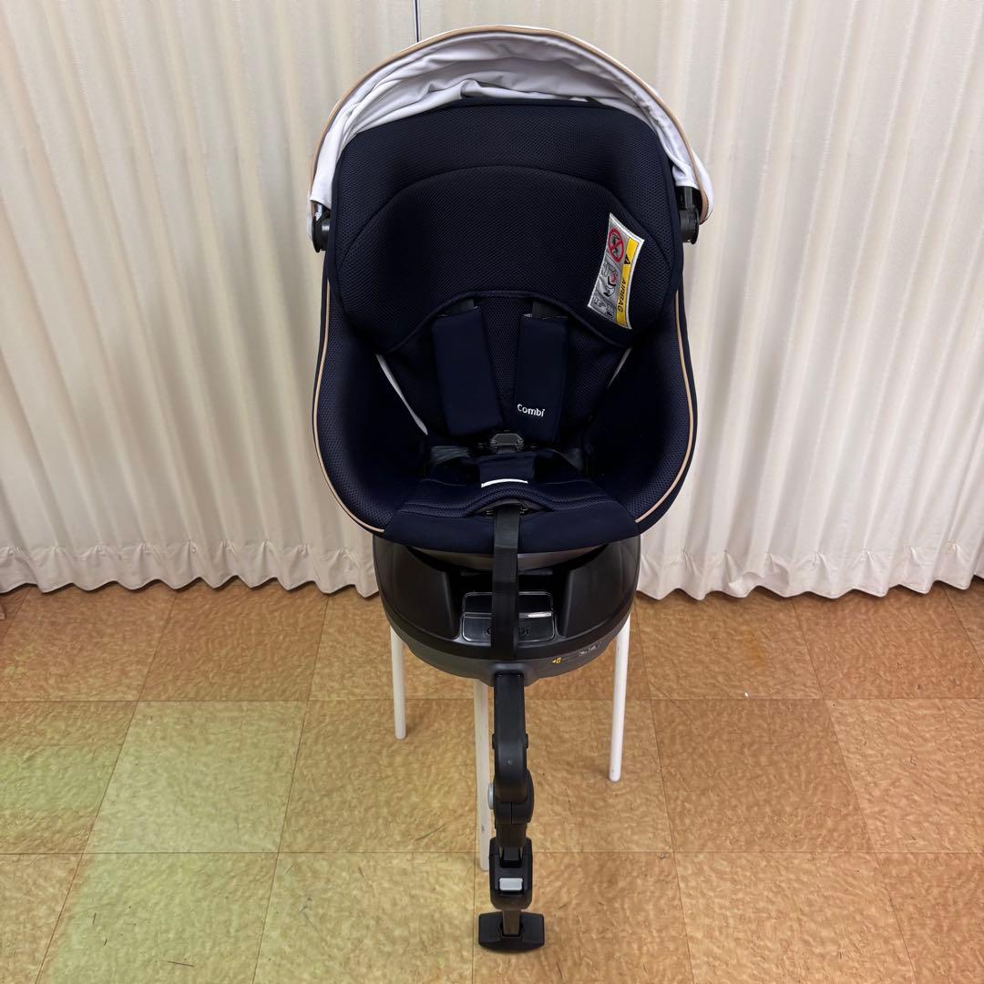 クリーニング済　☆美品☆　コンビ　クルムーヴ　ISOFIX　エッグショック　紺