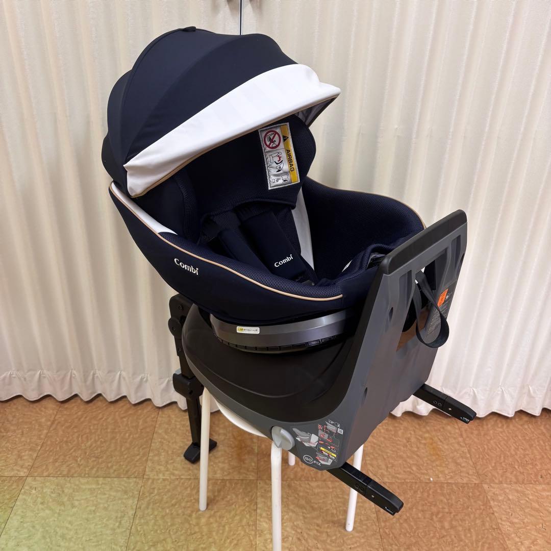 クリーニング済　☆美品☆　コンビ　クルムーヴ　ISOFIX　エッグショック　紺