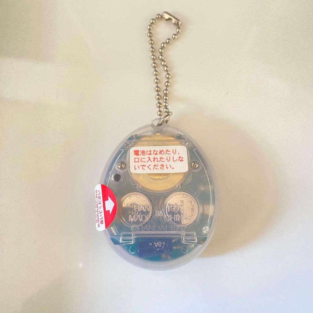 海で発見!!たまごっち スケルトン クリア 透明ブルー