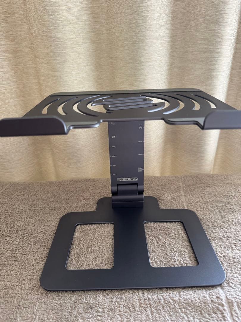 Reloop Stand Hub Pro ラップトップスタンド