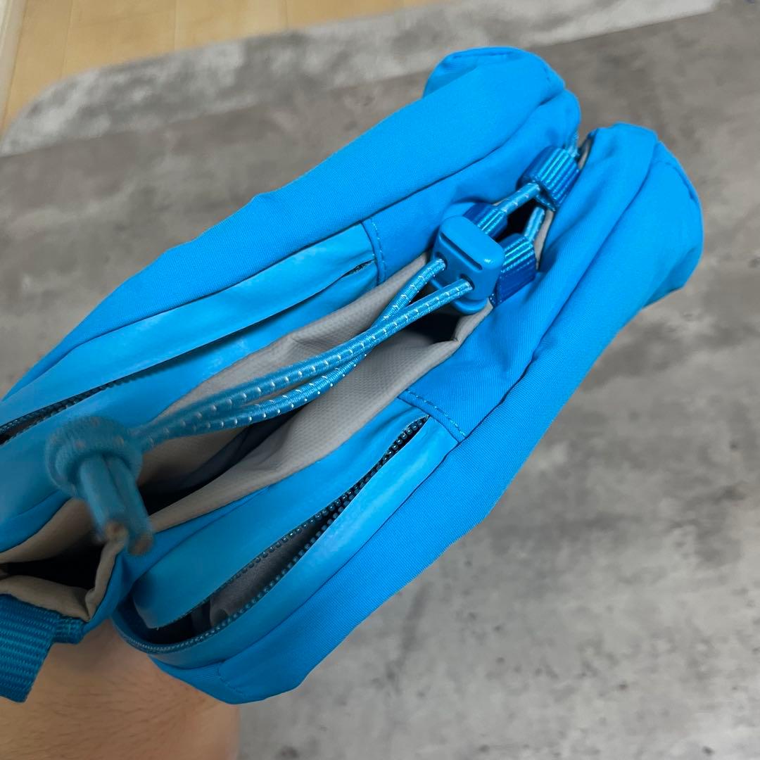 topologie ボトルサコッシュラージ 青 + ストラップ8mm