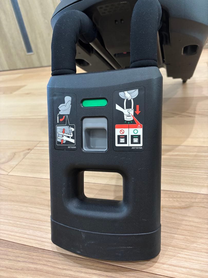 エールべべ　クルット4i プレミアムドライ