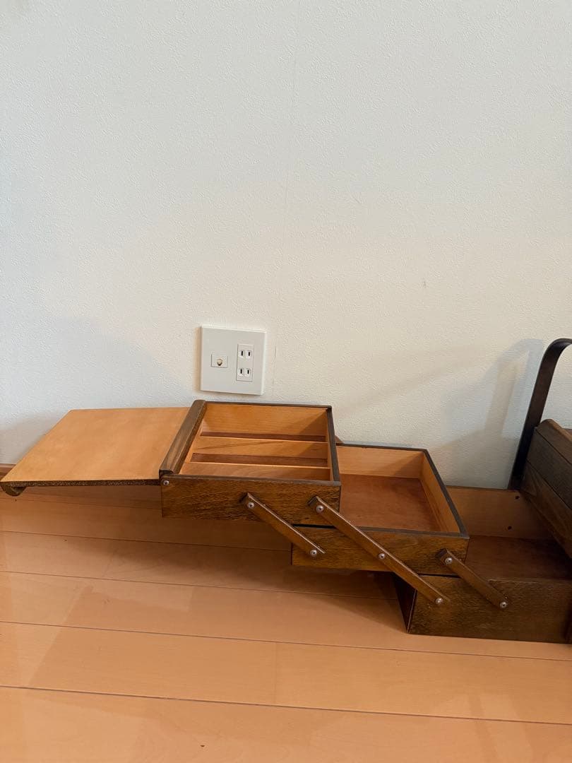 収納箱　大容量裁縫箱　フランスアンティーク　ノルウェー　木製　ヴィンテージ