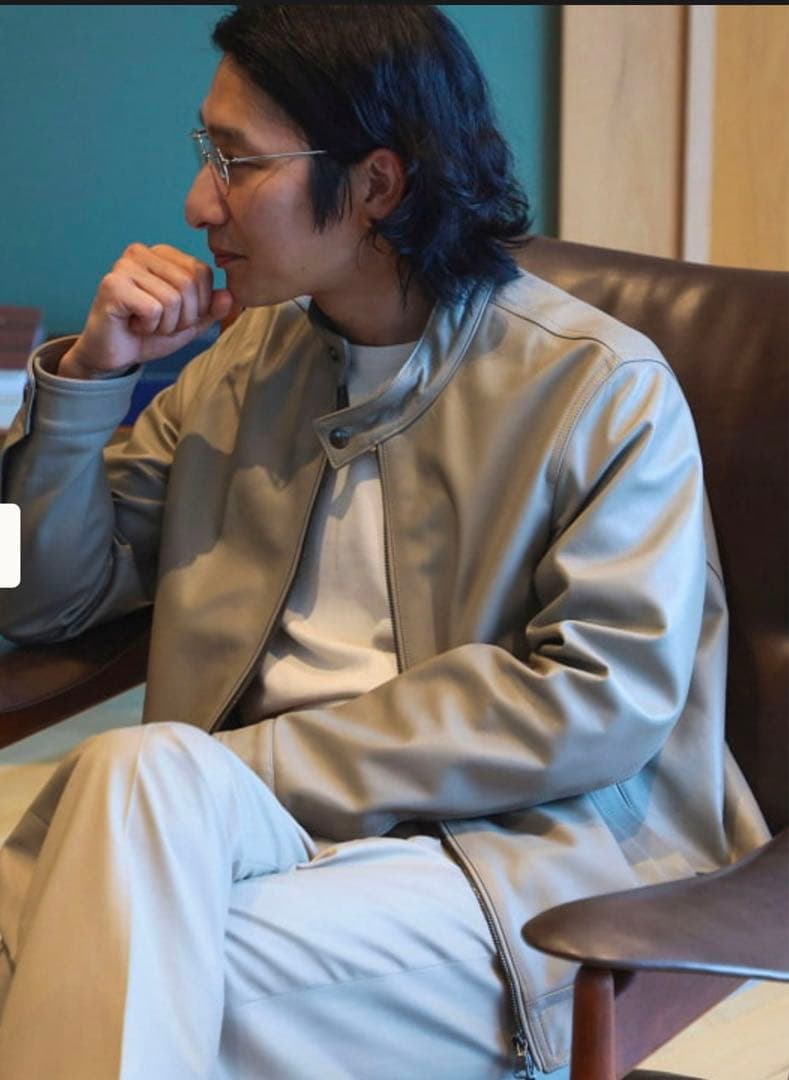 アルフォートクラシック　新品BEAMS別注 EMMETT JURI 46