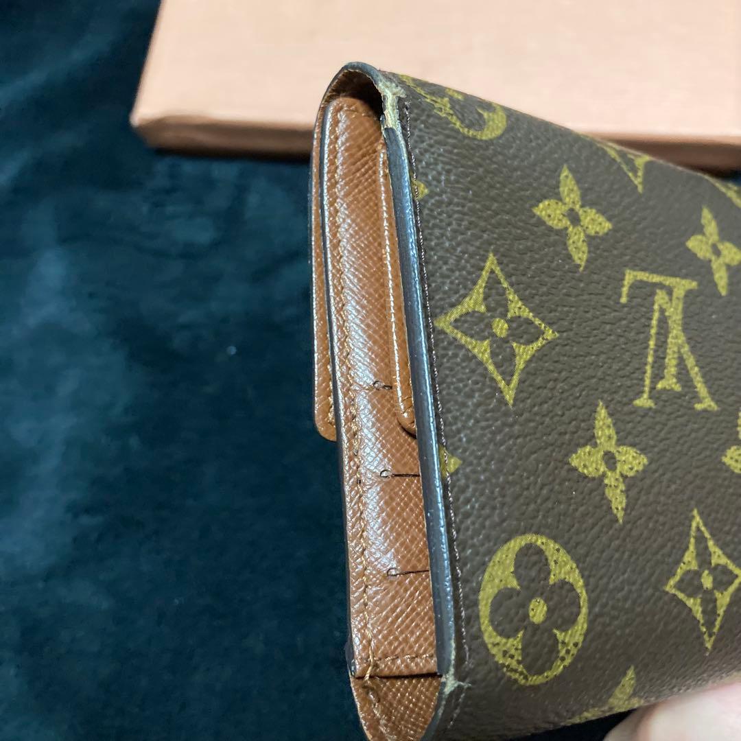 LOUIS VUITTON ポルトトレゾール インターナショナル M61215