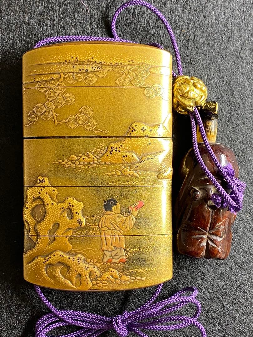 専用　芝山　鹿寿老　蒔絵印籠根付　50g 東Y7-0213☆2Fチヒエ