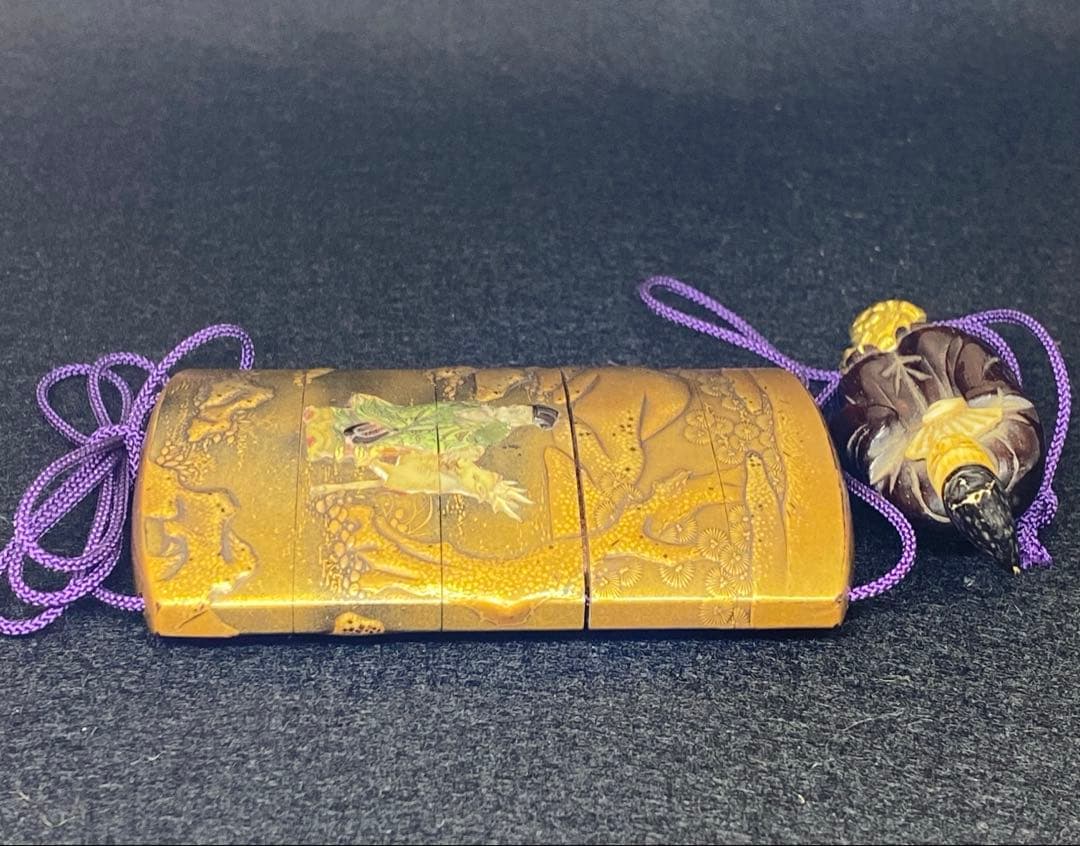 専用　芝山　鹿寿老　蒔絵印籠根付　50g 東Y7-0213☆2Fチヒエ