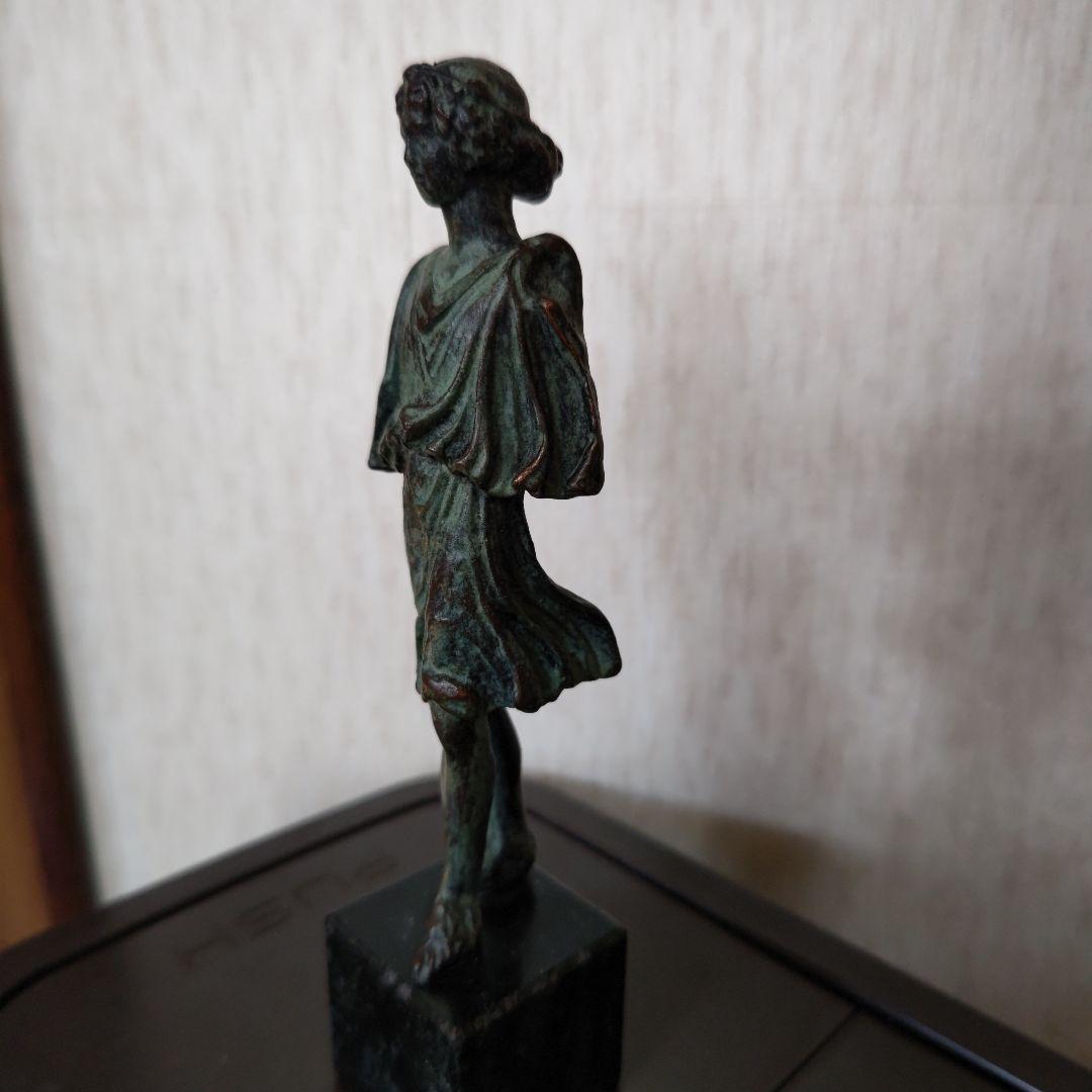 ブロンズ像 ARA KUNST