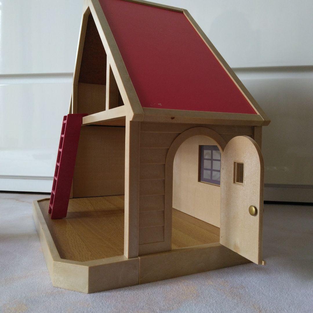 シルバニアファミリー(家具・ウサギファミリー付)