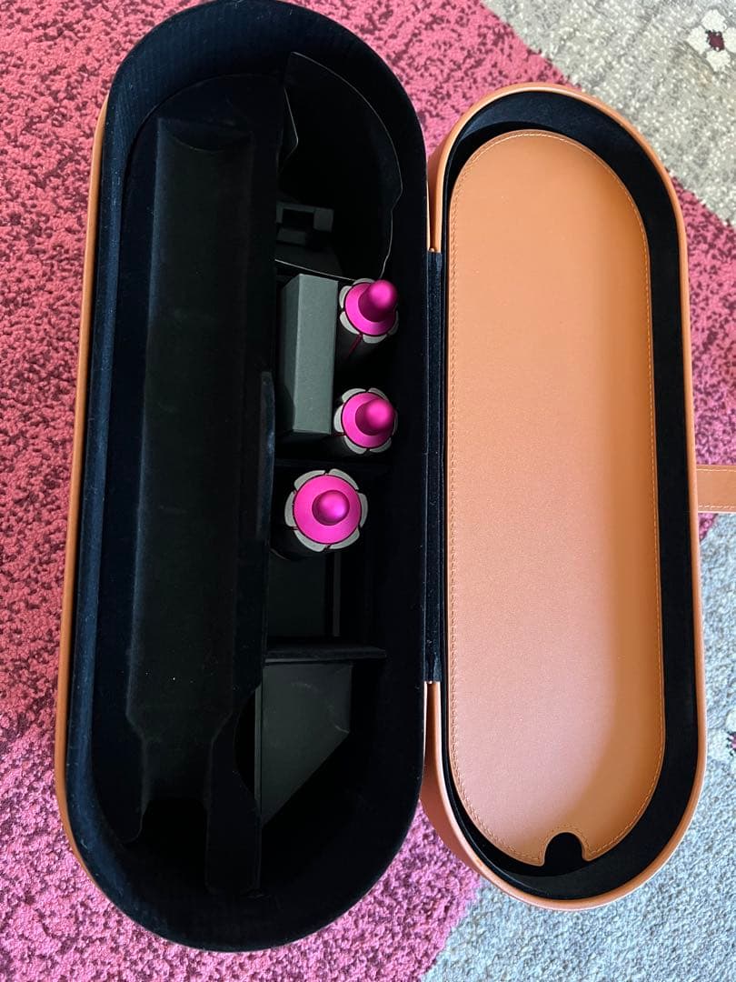 ヘアドライヤー Dyson Airwrap Volume + Shape