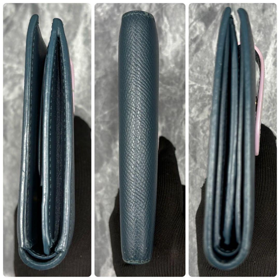 yuni ✨CELINE二つ折り財布 ミディアム ストラップ ウォレット