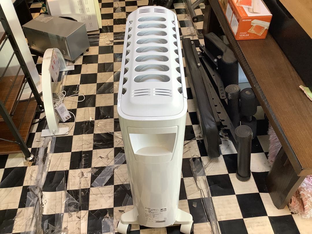 デロンギ　RHJ65L0915 オイルヒーター ユニカルド [最大13畳]