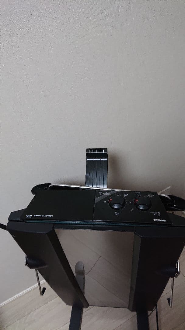 東芝   ズボンプレっサー   ＨＩＰ－T１００