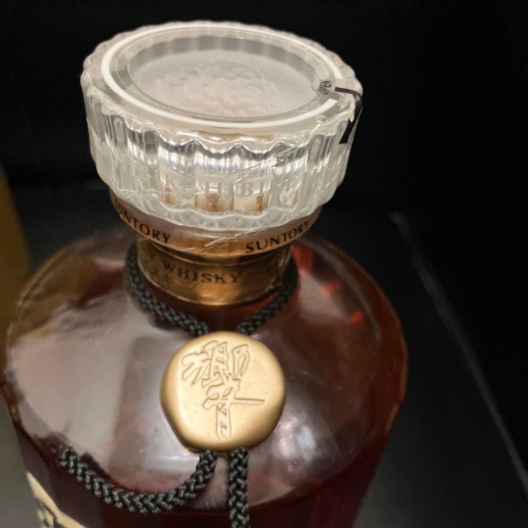 サントリー　響17年　ゴールドカートン