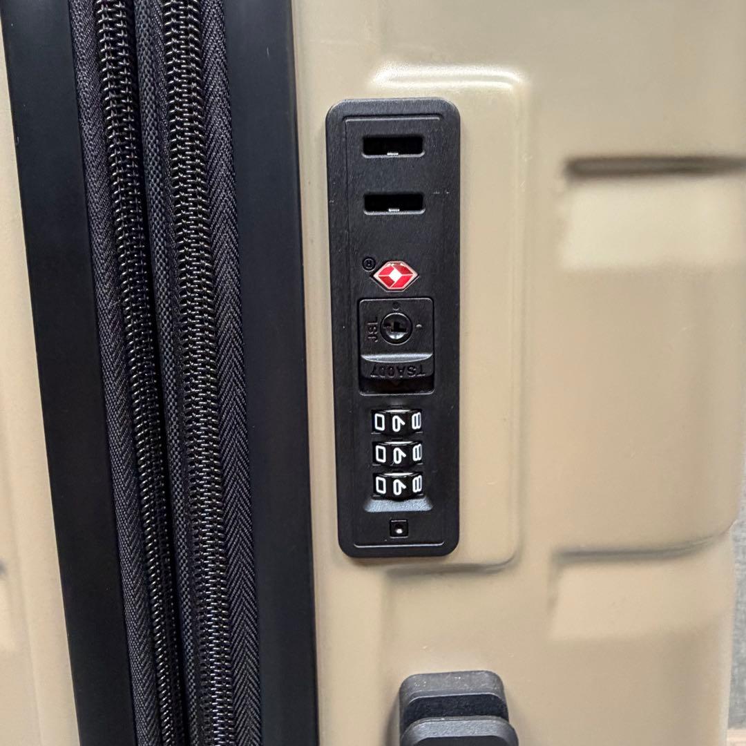 【新品未使用】  キャリーケース　LH418RL3 65L