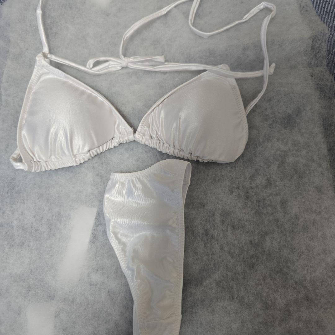 小那海あやさんが着用したホワイト三角ビキニと直筆サインチェキセット